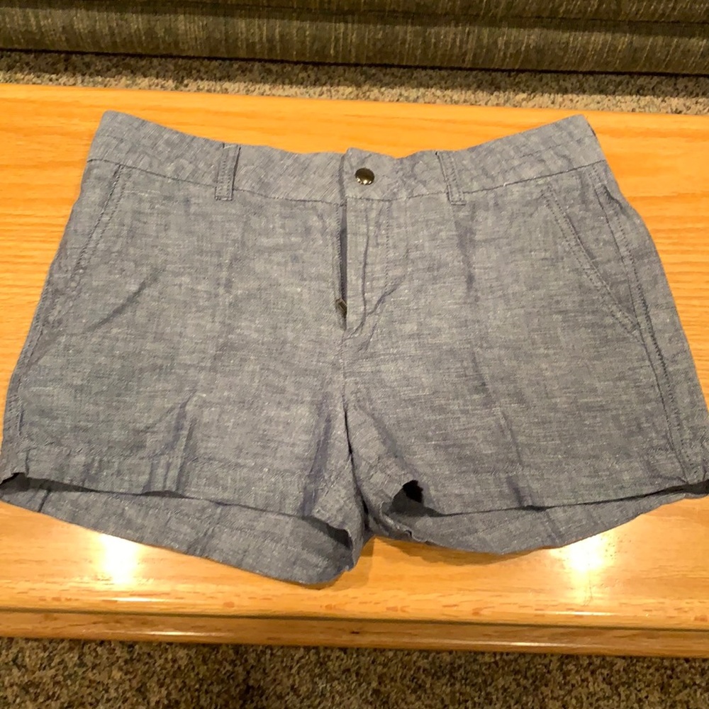 Gap shorts